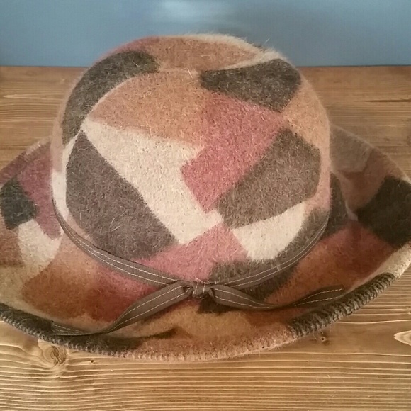 Classic , autumn/ winter  hat - Picture 7 of 7